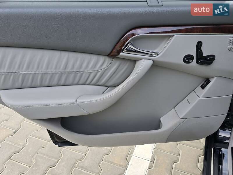 Седан Mercedes-Benz S-Class 2002 в Одесі