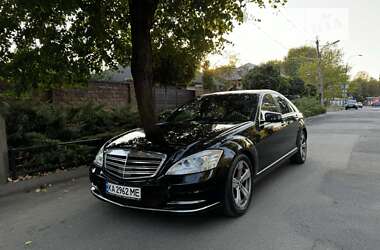 Седан Mercedes-Benz S-Class 2005 в Києві