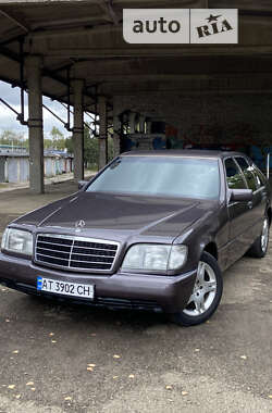 Седан Mercedes-Benz S-Class 1994 в Новояворівську