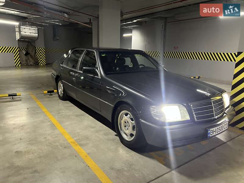 Седан Mercedes-Benz S-Class 1993 в 