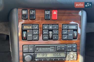 Седан Mercedes-Benz S-Class 1993 в 
