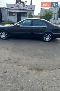 Седан Mercedes-Benz S-Class 2002 в 