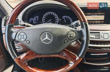 Седан Mercedes-Benz S-Class 2010 в 
