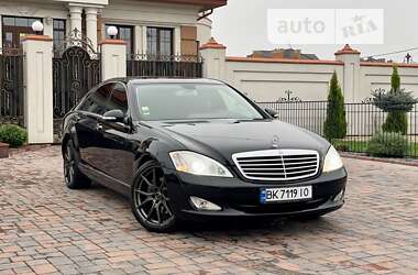 Седан Mercedes-Benz S-Class 2008 в Ровно