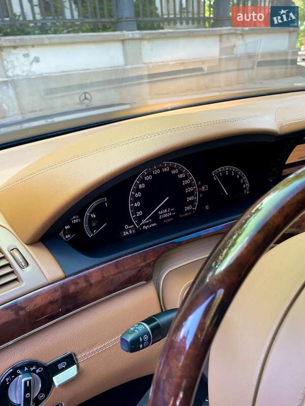 Седан Mercedes-Benz S-Class 2006 в Одессе