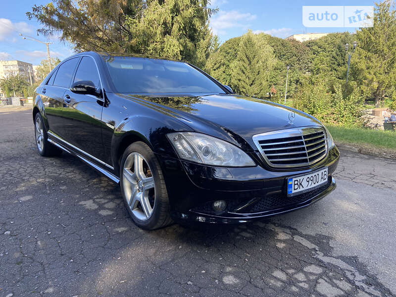 Седан Mercedes-Benz S-Class 2006 в Рівному