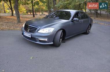 Седан Mercedes-Benz S-Class 2008 в 