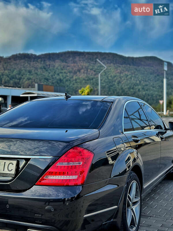 Седан Mercedes-Benz S-Class 2012 в Хусте
