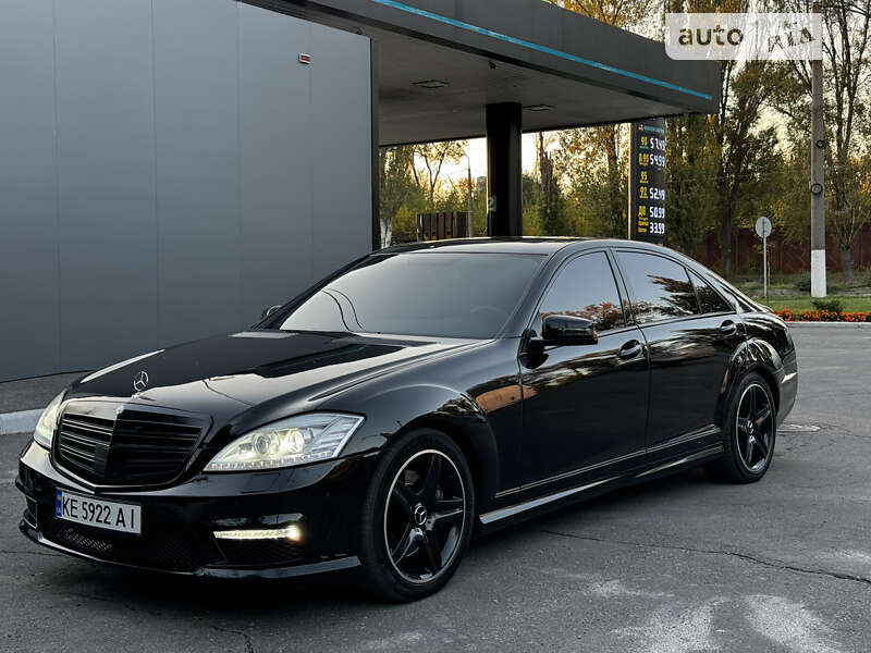 Mercedes-Benz S-Class 2007