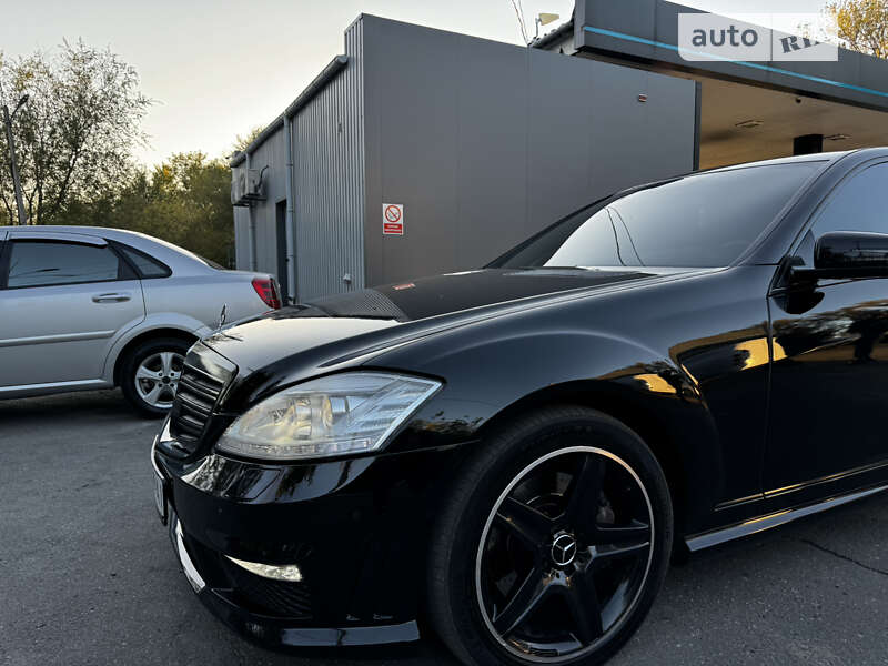 Седан Mercedes-Benz S-Class 2007 в Днепре
