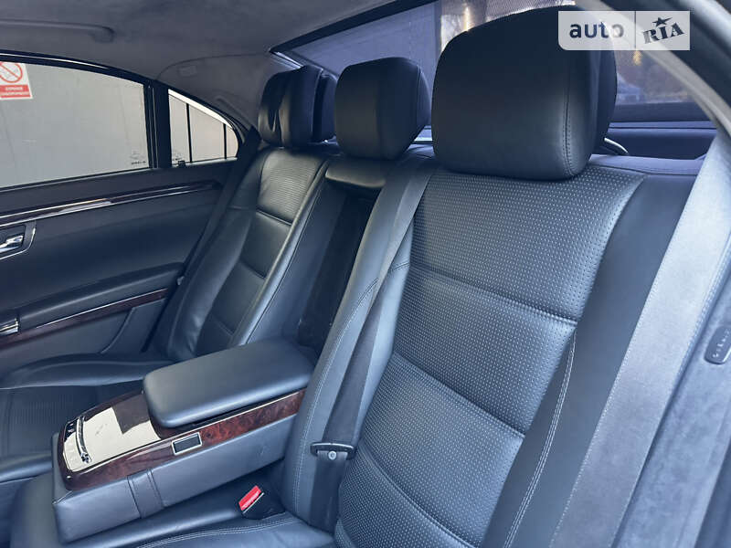 Седан Mercedes-Benz S-Class 2007 в Днепре