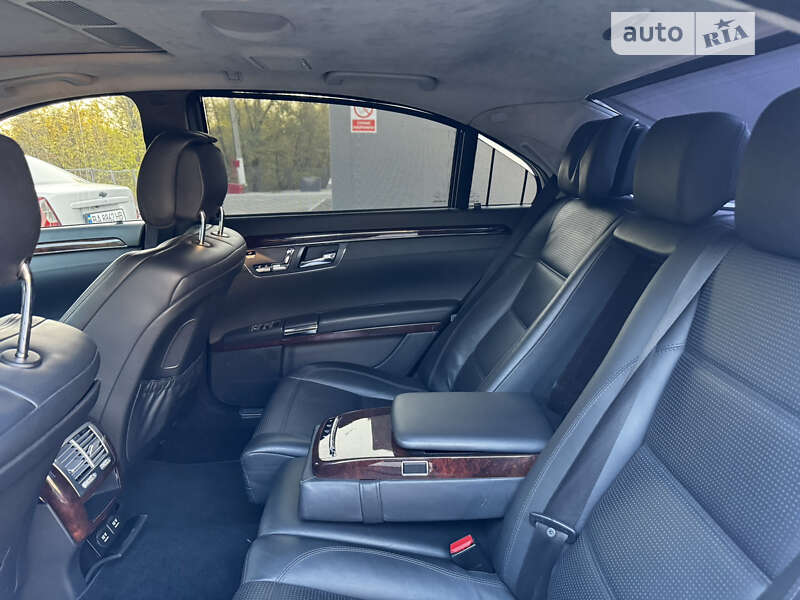 Седан Mercedes-Benz S-Class 2007 в Днепре
