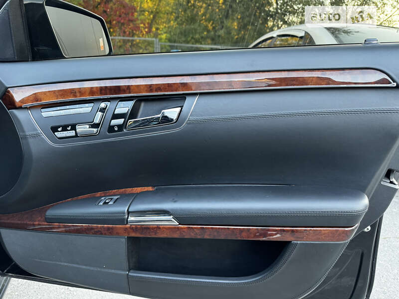 Седан Mercedes-Benz S-Class 2007 в Днепре