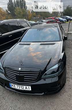 Седан Mercedes-Benz S-Class 2007 в Днепре