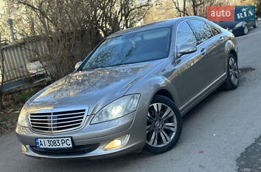 Седан Mercedes-Benz S-Class 2007 в Стрию