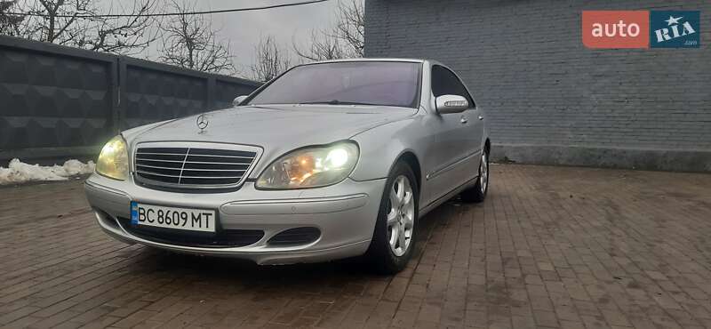 Седан Mercedes-Benz S-Class 2003 в Горохові