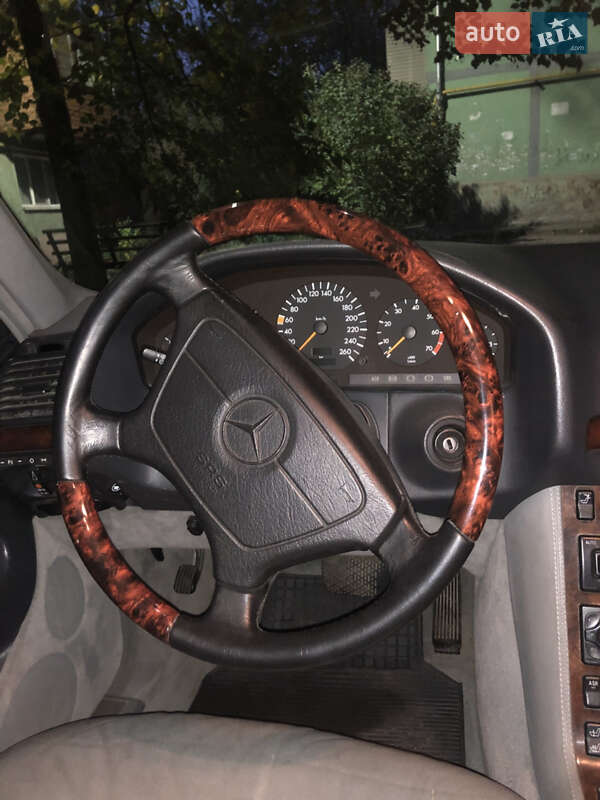 Седан Mercedes-Benz S-Class 1996 в Запорожье