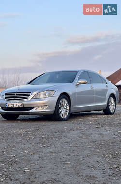 Седан Mercedes-Benz S-Class 2006 в Коломые