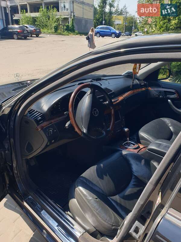 Седан Mercedes-Benz S-Class 2003 в Чернівцях