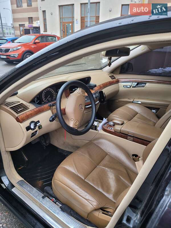 Седан Mercedes-Benz S-Class 2005 в Борисполе