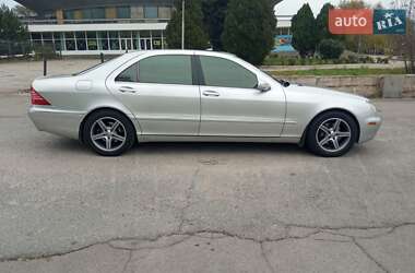 Седан Mercedes-Benz S-Class 2003 в 