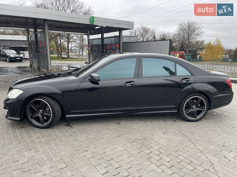 Седан Mercedes-Benz S-Class 2007 в Александрие