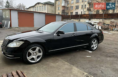 Седан Mercedes-Benz S-Class 2009 в Львове