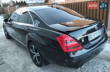 Седан Mercedes-Benz S-Class 2006 в Львові