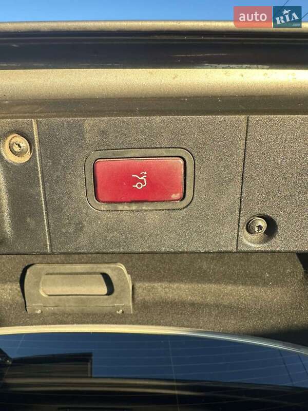 Седан Mercedes-Benz S-Class 2006 в Сарнах