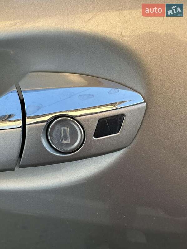 Седан Mercedes-Benz S-Class 2006 в Сарнах