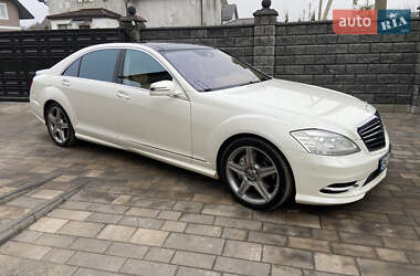 Седан Mercedes-Benz S-Class 2010 в 