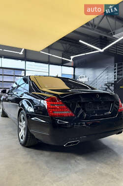 Седан Mercedes-Benz S-Class 2009 в Черновцах