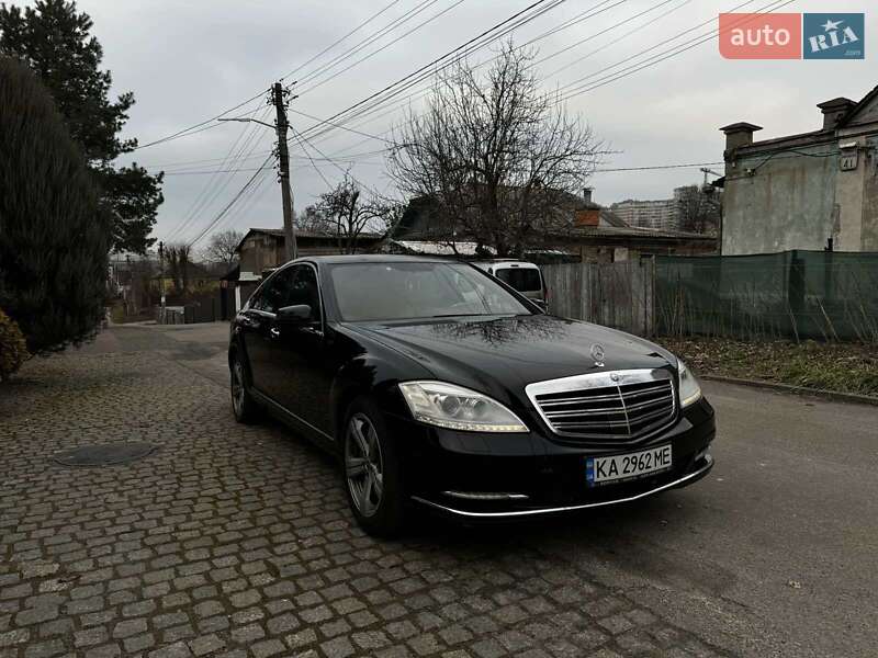 Седан Mercedes-Benz S-Class 2005 в Киеве