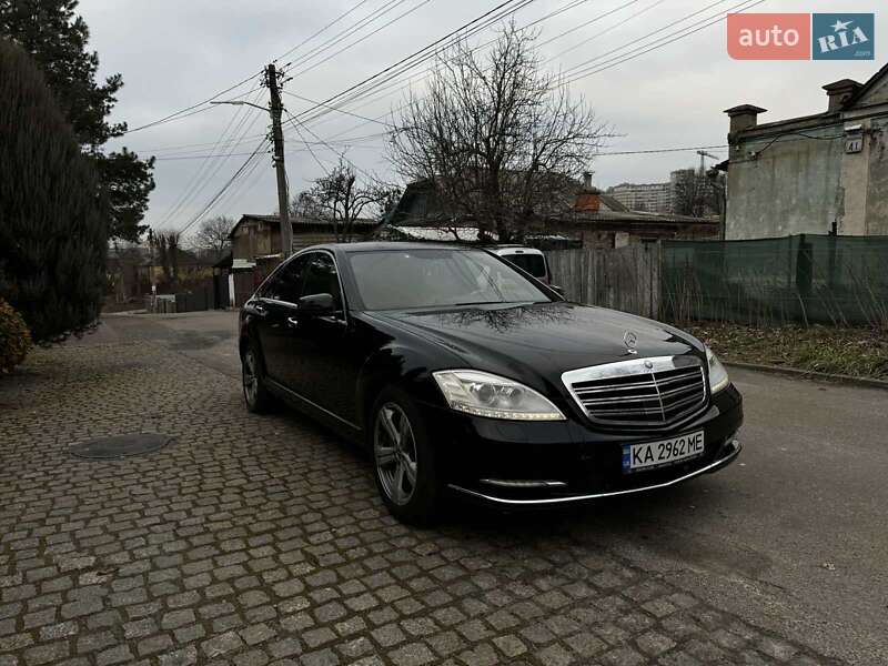 Седан Mercedes-Benz S-Class 2005 в Киеве
