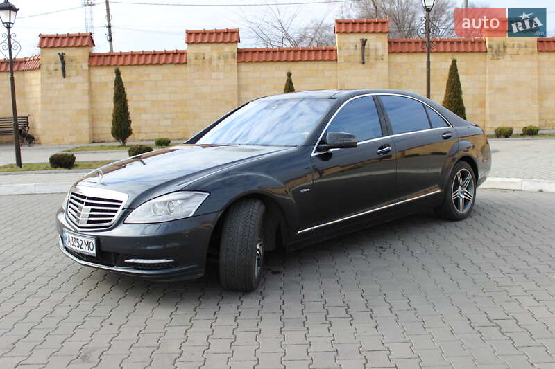 Седан Mercedes-Benz S-Class 2011 в Измаиле
