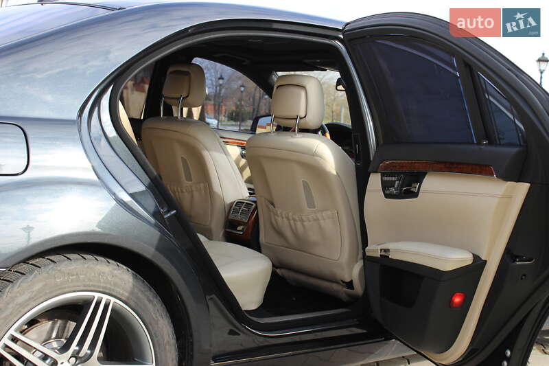 Седан Mercedes-Benz S-Class 2011 в Измаиле
