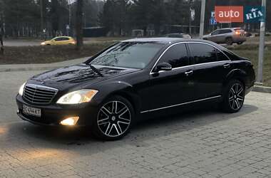 Седан Mercedes-Benz S-Class 2006 в Львові