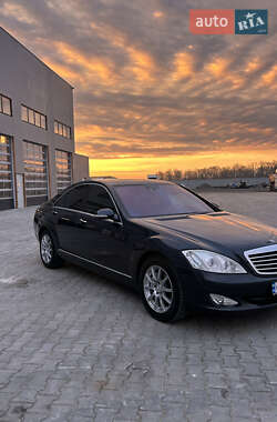 Седан Mercedes-Benz S-Class 2006 в 
