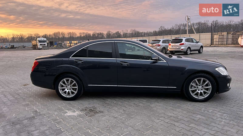 Седан Mercedes-Benz S-Class 2006 в Черновцах