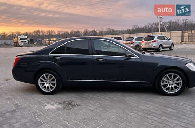 Седан Mercedes-Benz S-Class 2006 в 