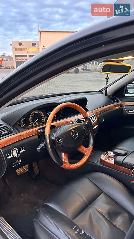 Седан Mercedes-Benz S-Class 2006 в Черновцах