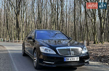 Седан Mercedes-Benz S-Class 2009 в Луцке