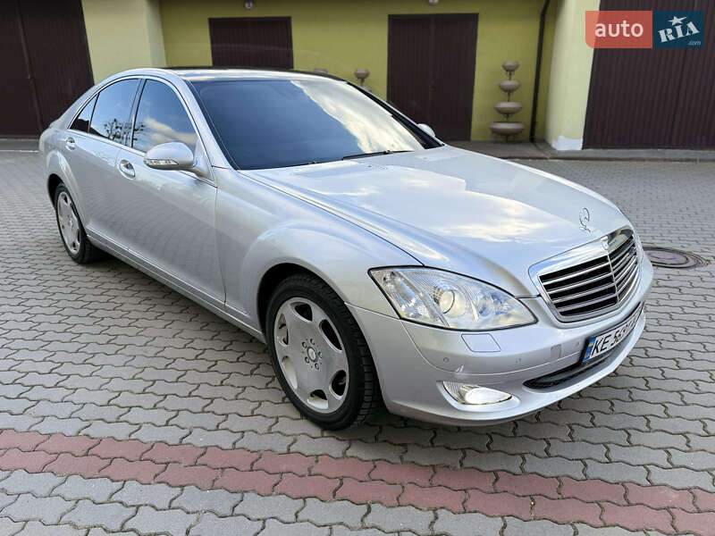 Седан Mercedes-Benz S-Class 2007 в Львове