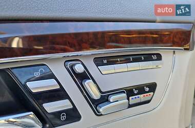 Седан Mercedes-Benz S-Class 2009 в 