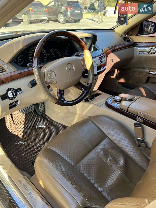 Седан Mercedes-Benz S-Class 2006 в Львове