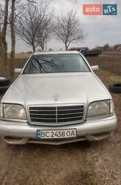 Седан Mercedes-Benz S-Class 1996 в Львові