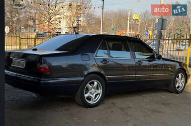 Седан Mercedes-Benz S-Class 1998 в Львові