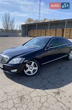 Седан Mercedes-Benz S-Class 2006 в Миколаєві