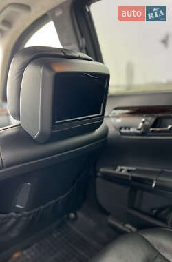 Седан Mercedes-Benz S-Class 2012 в 