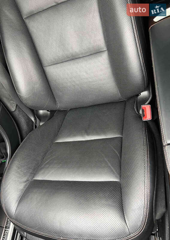 Седан Mercedes-Benz S-Class 2012 в Черкасах